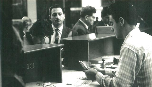 FOTO 3 | 3. Acceso a mayor y mejor información
La aparición de las centrales de riesgo, producto de la apertura de la información crediticia de los clientes, fue un cambio importante que permitió a la banca ofrecer más productos y servicios, generando una mayor competencia en beneficio del usuario final. Asimismo, el acceso seguro y rápido a los datos domiciliarios y laborales de las personas, redujo el riesgo de la banca en sus colocaciones, y permitió ofrecer mejores condiciones de financiamiento. (Foto:GEC)