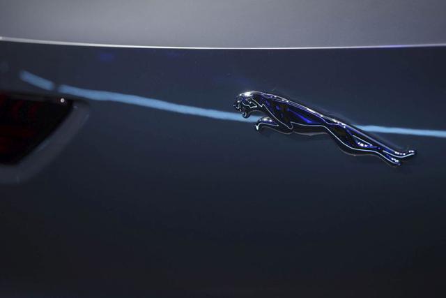 El I-Pace logrará llegar al 80% de plena potencia en 90 minutos de carga en el hogar. (Foto: Bloomberg)