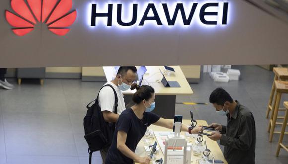 Las normas ratificadas por el Departamento de Comercio el lunes prohíben a los proveedores utilizar tecnología estadounidense para producir chips y otros componentes para Huawei. (Foto: iStock)