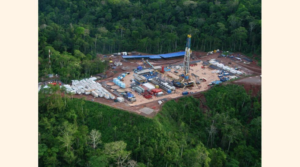 La explotación del gas de Camisea, se inicia en agosto del 2004.