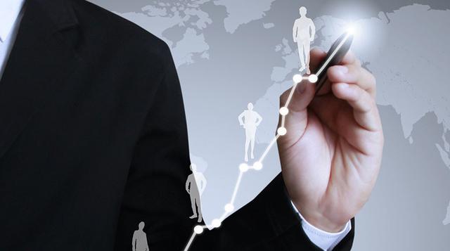 ·  Reconozca sus puntos fuertes. El talento no lo es todo. Si bien todos tenemos un talento excepcional que nos hará destacar en alguna actividad, Gallo asegura que es el esfuerzo el que lo llevará a la cumbre del éxito.