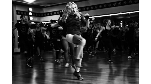Madonna: El imperio de la Reina del Pop está avaluado en US$ 800 millones, pero no se ha nutrido solamente de la música, ya que en 2010 se aventuró en el mundo del deporte, creando la cadena de gimnasios Hard Candy Fitness. (Foto: www.glamour.com)