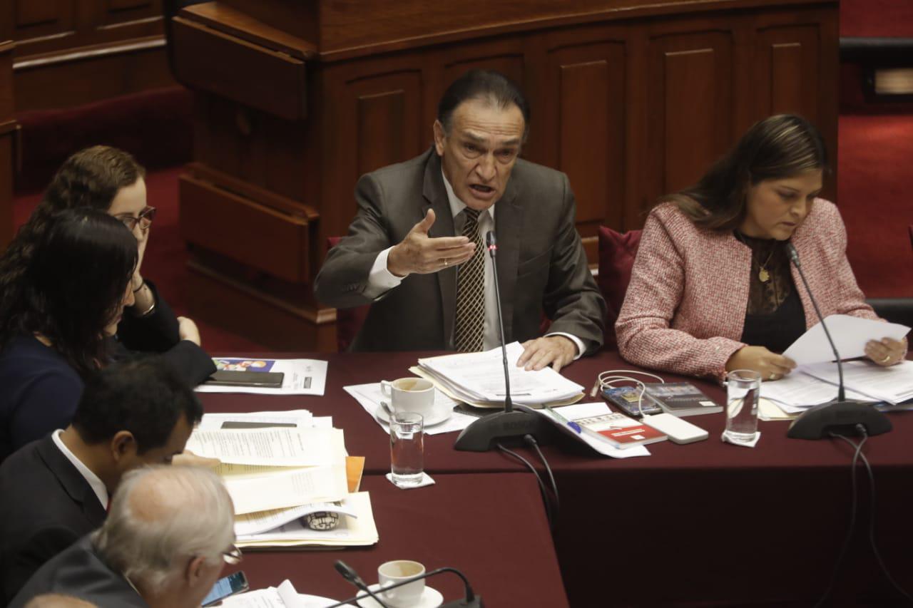 A través de su cuenta de Twitter, Héctor Becerril dijo que Nuevo Perú y Frente Amplio son "brazos del terrorismo".&nbsp;(Foto: Renzo Salazar / GEC)