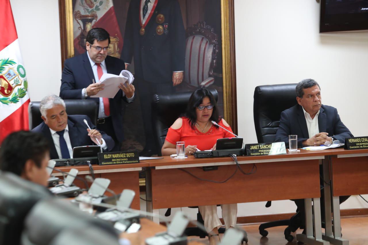 Con tres votos de Fuerza Popular, la&nbsp;Comisión de Ética rechazó la denuncia contra Jorge del Castillo. (Foto: Rolly Reyna / GEC)