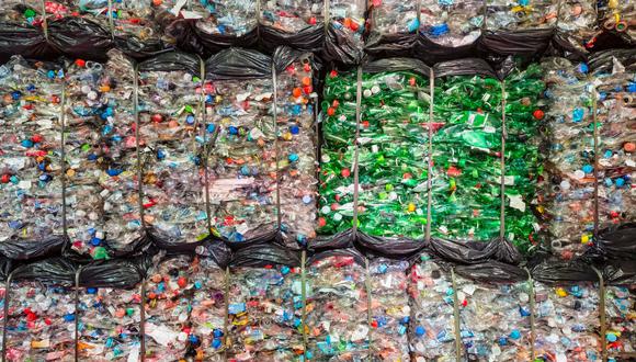El 85% de los desechos de plásticos generados en el 2020 fue a parar a vertederos. (Foto: Difusión)