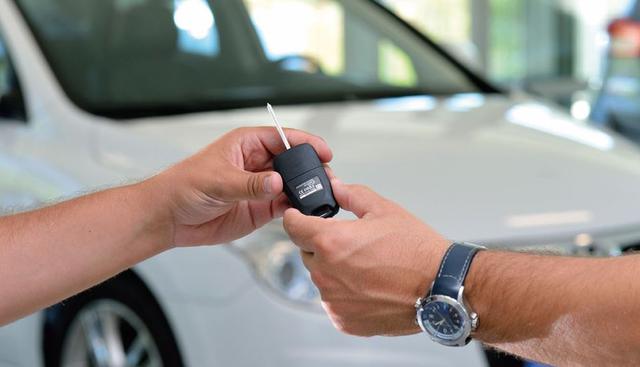 FOTO 11 |  LEASING. El arrendamiento financiero es una fórmula a valorar para la adquisición de maquinaria, equipos o vehículos que se consideran imprescindibles para llevar a efecto el plan. Si la situación empeora, cuenta con la ventaja de poder desprenderse de ellos asumiendo un menor coste.