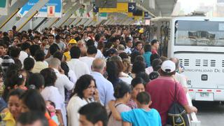 Congestión vehicular genera retraso de los buses del Metropolitano, alerta Protransporte