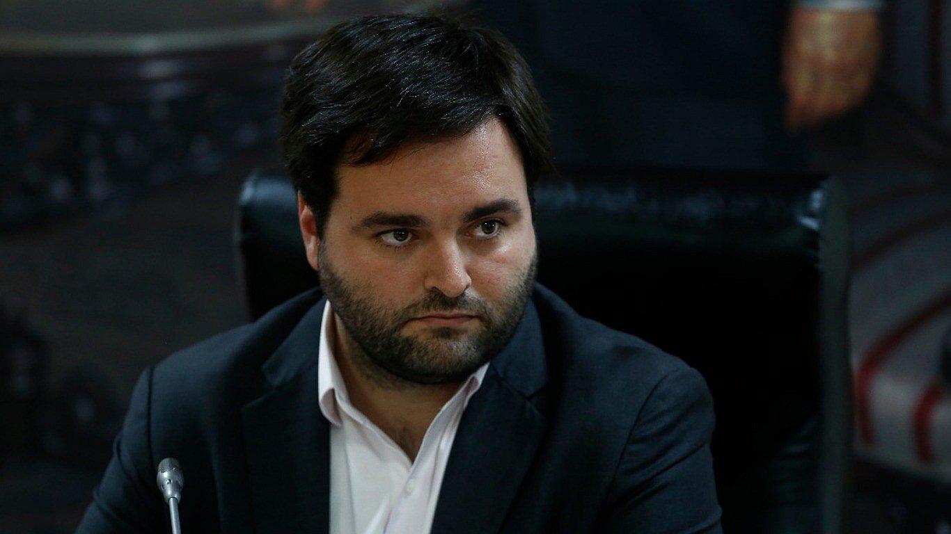 Alberto de Belaunde señaló que cree en la versión que dio Julio Guzmán sobre confuso incendio. (Foto: GEC)