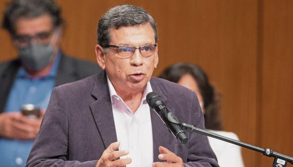 El ministro de Salud, Hernando Cevallos, detalló que la instalación de la planta de producción de la vacuna rusa Sputnik V en el Perú se concretaría recién en el 2023. (Foto: Andres Paredes Wong/@photo.gec )