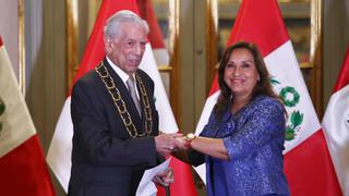 Mario Vargas Llosa  fue condecorado con la Orden El Sol del Perú