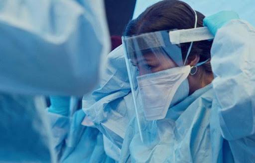 Las pruebas rápidas son una de las formas que utilizará el Gobierno para combatir el coronavirus. (Foto: Netflix)