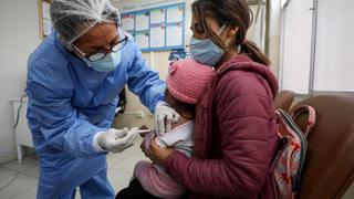 Cerca de un millón de niños no han completado su vacunación contra el COVID-19