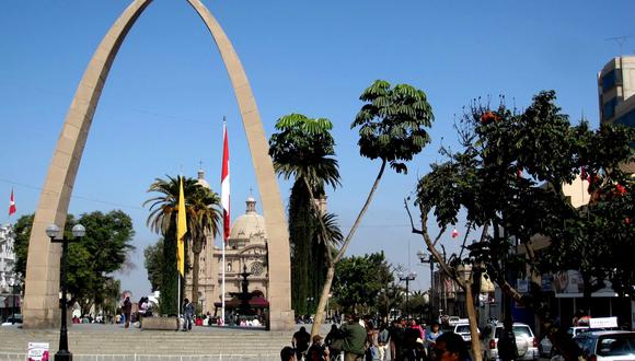 Tacna, en donde 1 de cada 3 ciudadanos afirma haber visto por lo menos 1 objeto volador no identificado. (Foto: Flickr)