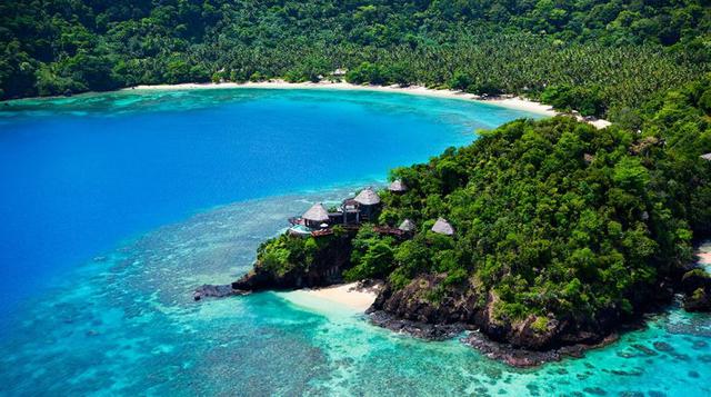 Dietrich Mateschitz (Isla Laucala, Fiji) Orquídeas silvestres, playas desiertas de arena blanca y "selva sin fin" son solo algunos de los encantos del Pacífico Sur que se ven en Laucala, un refugio de isla privada de siete millas cuadradas conve