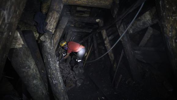 Las regalías de la minería del carbón se dispararon en los primeros 11 meses de este año a pesar de una caída sustancial de la producción, debido principalmente al aumento de los precios y a la fortaleza del dólar, reveló Álvaro Pardo.