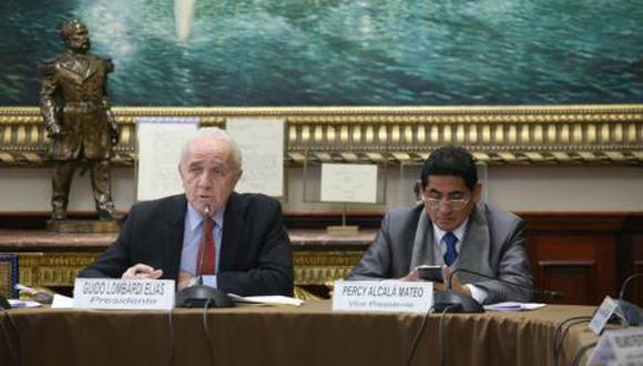 Guido Lombardi, encabezó la sesión de la Comisión de Economía. (Foto: Congreso)