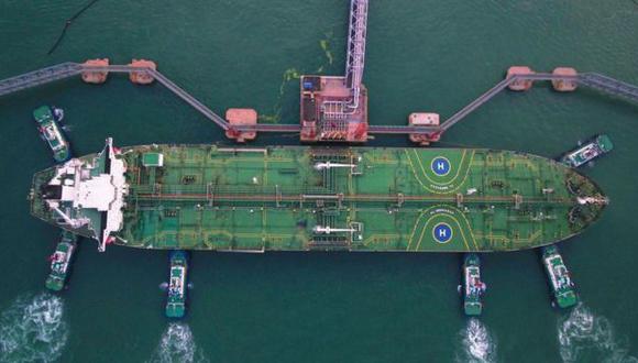 China tenía alrededor de 996 millones de barriles de petróleo total en almacenamiento estratégico y comercial a fecha de 31 de marzo. Foto: GETTY IMAGES, vía BBC Mundo