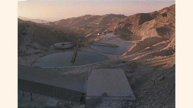 Minería. Entre los principales proyectos mineros se encuentra la ampliación de Toquepala de Southern (arriba), la ampliación de Marcona (Shougang) y Pampa del Pongo (Jinzhao Mining).