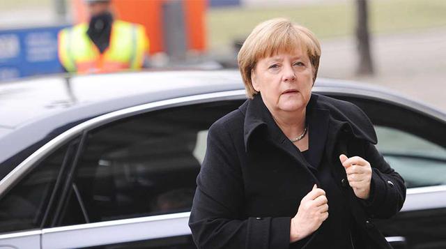 Alemania: La canciller alemana Angela Merkel denunció el lunes el carácter antimusulmán del decreto antiimigración. &quot;La lucha necesaria contra el terrorismo no justifica de ninguna manera generalizar la sospecha contra las personas en función de su c