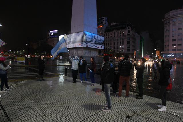 Sueldo mínimo en Argentina: 16,875 pesos (US$ 267.8). El Gobierno argentino anunció a inicios de este 2020 una subida de los salarios de 4,000 pesos (unos US$ 63) para los trabajadores del sector privado que se aplicará en dos tramos entre enero y febrero. (Foto: EFE)