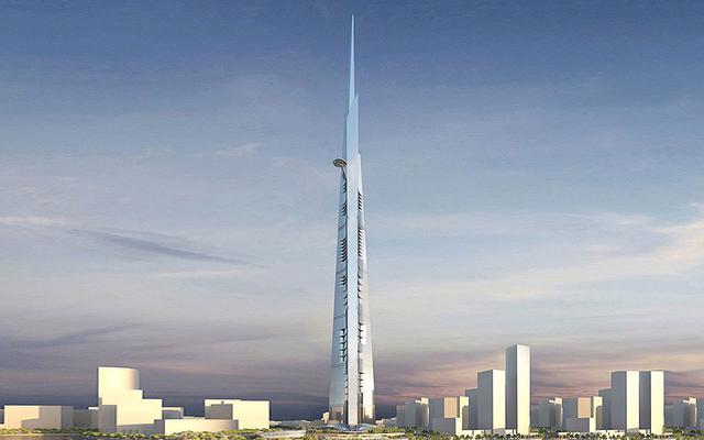 Jeddah Tower - Arabia Saudita, con 1007 metros está dispuesta a ser el primer edificio en llegar a la marca de un kilómetro de altura. Tendrá más de 200 pisos y el mirador más grande del mundo en el piso 157. (26 plantas ya han sido construidas).
El edificio contará con espaciosas oficinas, condominios de lujo, un hotel Four Seasons, un mirador, y está programado para completarse en el año 2019. Posee 12 escaleras mecánicas y 59 ascensores, con 5 de ellos de dos pisos.