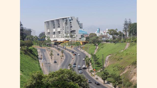 El jurado del RIBA describió el edificio de la UTEC como "una serie de terrazas ajardinadas con hendiduras, salientes y grutas, un Machu Picchu de tiempos modernos".
