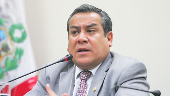 El ministro de Poblaciones Vulnerables, Julio Demartini, está siendo interpelado por el Congreso. (Foto: GOB)