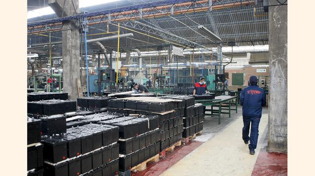 ETNA es la única empresa peruana que exporta baterías a Chile, Ecuador, Bolivia, Panamá, República Dominicana y El Salvador. (Foto: Manuel Melgar)