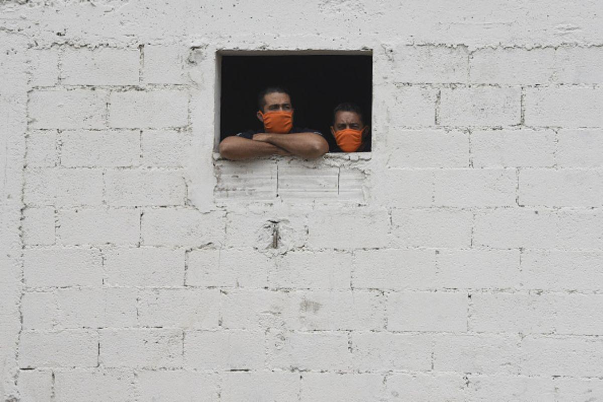 Sin lugar a dudas, los venezolanos estarían mejor si enfrentaran las dificultades que se avecinan sin Maduro, opina el columnista Mac Margolis. (Foto: Bloomberg)