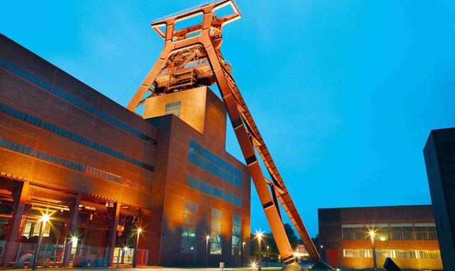 1. La mina de carbón de Zollverein. Ubicada sobre algunos de los yacimientos de carbón más importantes de Europa, la cuenca del Ruhr fue el motor de la revolución industrial alemana y, a día de hoy, el corazón económico de Europa.