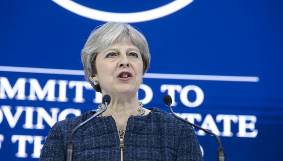 Primera ministra del Reino Unido, Theresa May: "Empresas y gobiernos deben trabajar juntos. Son los mercados libres los que impulsan la innovación pero los gobiernos pueden crear las condiciones que permitan a las empresas crecer y a la gente adquirir las habilidades que necesitan para participar en la nueva economía".