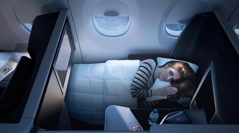Entre los avances de este año, Qatar Airways reveló un asiento-cama en clase de negocios que se puede girar para crear una zona de reunión para cuatro personas, o incluso una cama doble.