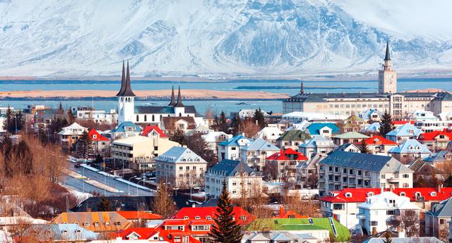 FOTO 11 | 11. Pasaporte de Islandia, Letonia y Eslovenia (puedes acceder a 180 países y territorio) (Foto: iStock)