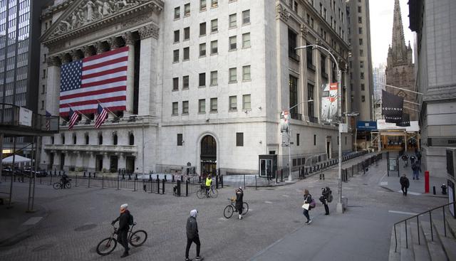 Imagen de la Terminal Grand Center que está escasamente poblada durante la hora pico debido a las preocupaciones del coronavirus en Nueva York. (AP).