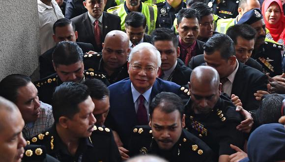 Najib Razak, quien fuera líder del UMNO durante casi una década, afronta de momento 38 cargos por abuso de poder y lavado de dinero. (Foto: AFP)