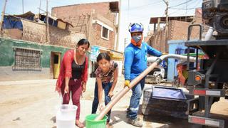 Familias sin acceso a red de agua potable consumen menos, pero pagan el doble