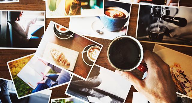 FOTO 4 | 4. Reten imágenes
Una técnica muy útil es la memoria fotográfica. Para hacerlo es importante que observes el lugar donde estás estudiando, la organización de tus resúmenes, los colores que utilizaste para cada tema, los esquemas, flechas y mapas conceptuales que elaboraste. Luego cierra los ojos y trata de reconstruirlos mentalmente utilizando tu imaginación. De esta manera cuando estés sentado en el pupitre del salón de clases podrás volver a hacer y te acordarás de la información en base a la imagen que retuviste en tu memoria visual. (Foto: Freepik)