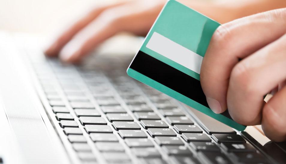 FOTO 4 | Piden depósitos. Ninguna empresa formal pide a sus futuros o posibles clientes el pago o abono de dinero para que se le acceda un préstamo online. Es ilógico que una página web dedicada a otorgar créditos solicite dinero previo. (Foto: Esan)