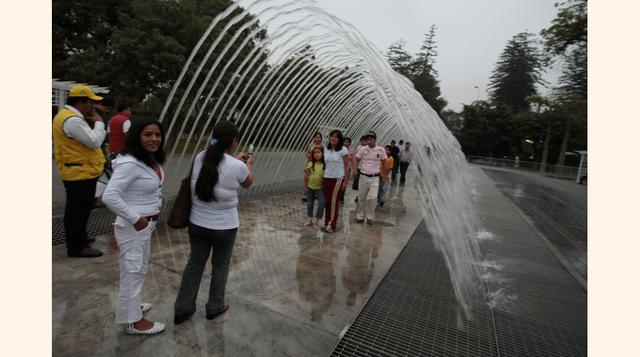 En cuarto lugar encontramos al Circuito Mágico de Aguas (Parque de la Reserva), elegido por 7% de limeños como su lugar representativo. (Foto: USI)