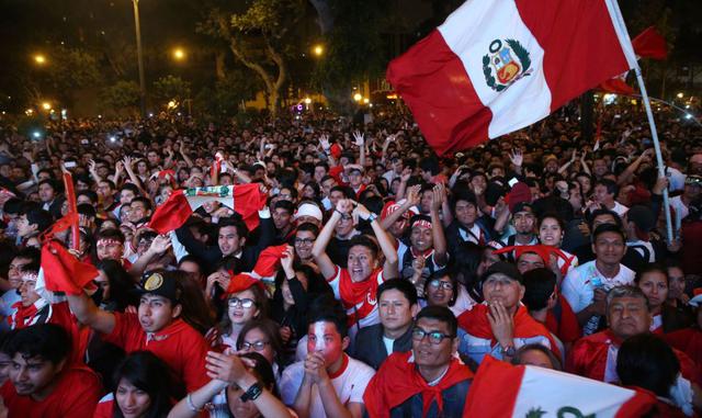 FOTO1 | Los hinchas peruanos hicieron sentir toda su energía y pasión en redes sociales (Foto: ANDINA)