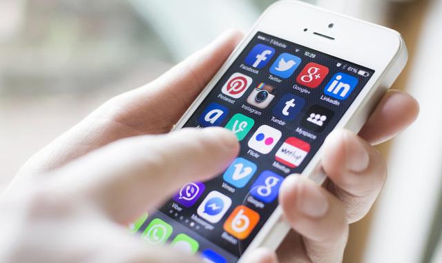 FOTO 3 | Las herramientas de comunicación que más se usan y más han crecido, respecto del año pasado para distribuir contenidos son redes sociales (94%), eventos (50%), blogs (43%), newsletters (34%), fotos o ilustraciones (32%), entre otros.