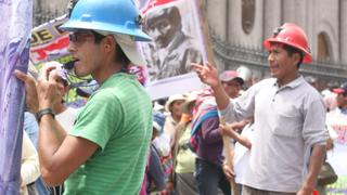 Trabajadores de Volcan inician huelga