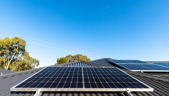Otras, como Longi Green Energy Technology o JA Solar Tech, ya han anunciado que construirán fábricas en Estados Unidos. (Foto: iStock)