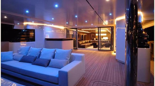 Tiene iluminación Led en interior y el exterior (Foto: Mega Ricos)