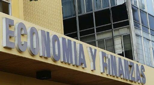 7 de mayo del 2019.- MEF no esperó a que Congreso modificara decreto legislativo que dicta medidas contra la elusión y aprobó el reglamento. Presidenta de la Comisión de Economía, Mercedes Aráoz considera que es necesario precisar la temporalidad de la aplicación de la norma.