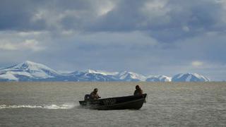 El desafío de cazar y pescar en Alaska con el calentamiento global