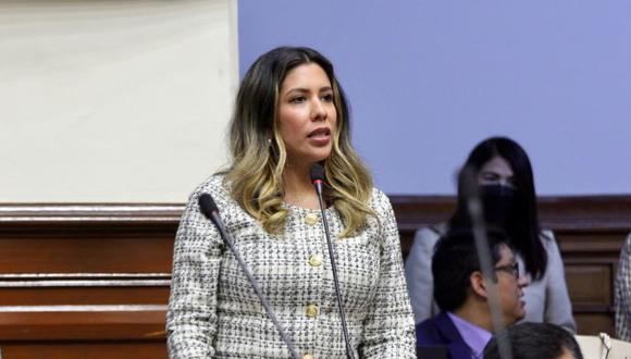 El grupo de trabajo tiene previsto realizar también la audiencia del Expediente 164-2023-2024/CEP-CR, seguido en la denuncia de parte contra la congresista Kira Alcarraz (Podemos Perú), (Foto: Congreso)