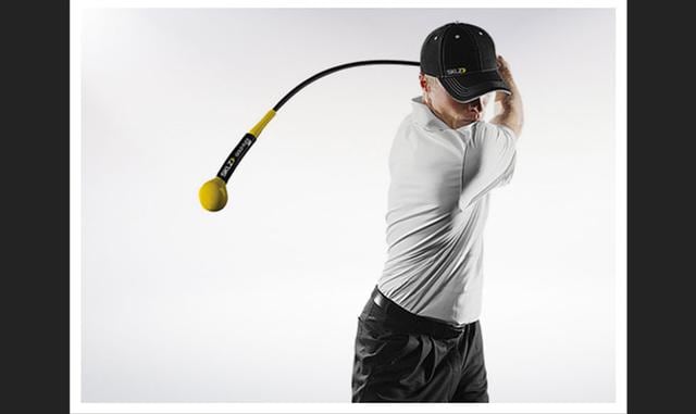 5.       SKLZ Gold Flex Strength And Tempo Trainer: Si tu padre practica golf, lo único que le encantará más que el juego en sí es decirle a sus amigos todo sobre el secreto para mejorar su swing: el SKLZ Tempo Trainer.