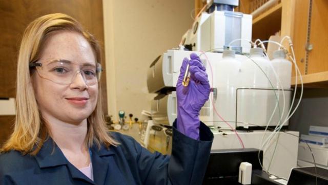 Dawn Shaughnessy. Por renovar la tabla periódica.