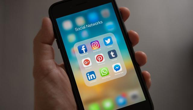 FOTO 3 | 3. Vender por redes sociales: Vendiendo tus propios productos o los de algún otro productor, se puede obtener un buen dinero extra. Lo que necesitás es dedicarle tiempo al uso de las redes sociales para lograr conectar con posibles compradores. (Foto: Inoloop)